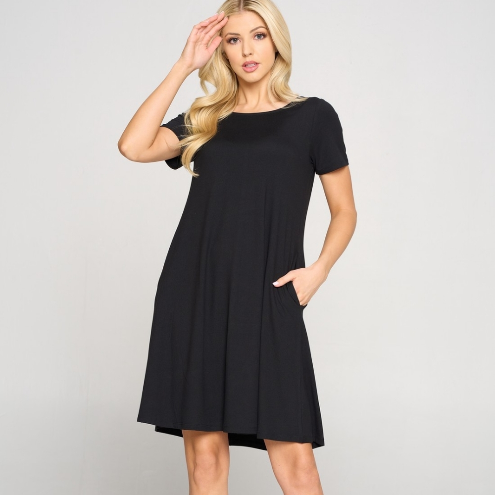 Yelete Aline flowy black tshirt dress - Size S